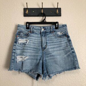 American Eagle Curvy Mom Short Women's 8 Raw Hem Distressed Denim Jean Shorts
